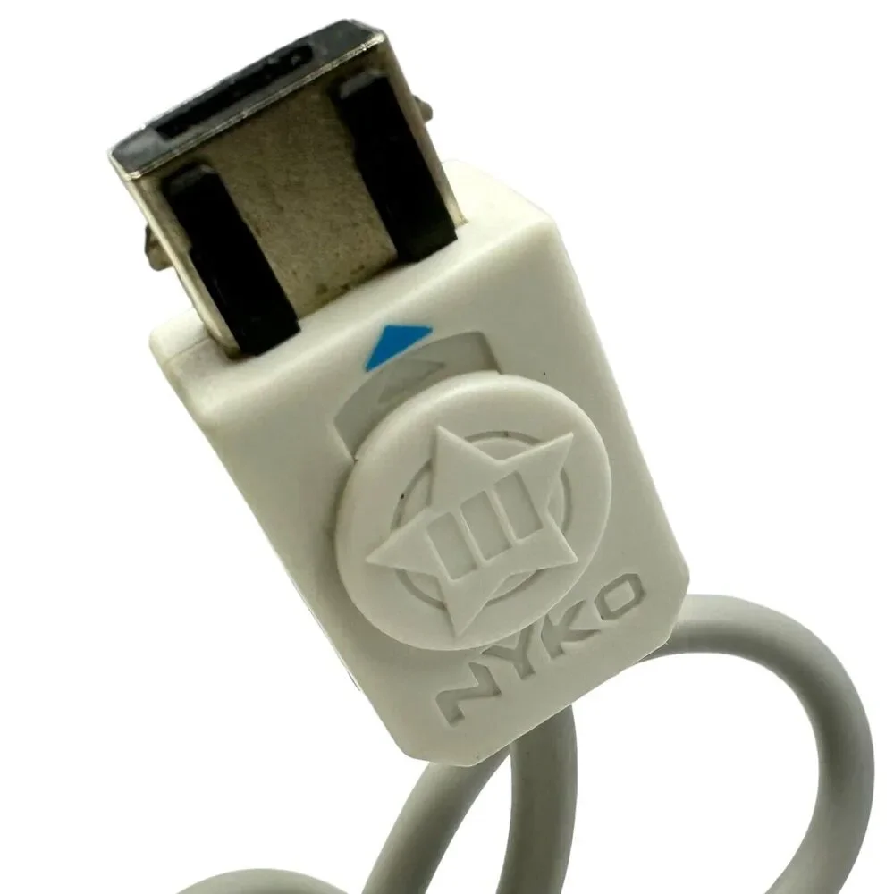 Nyko Kama‎ Wired Nunchuck Controller for Nintendo Wii Remote Vibration Untested